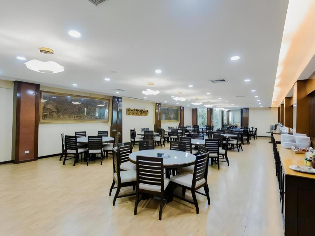 Sarita Chalet & Spa Hotel - Sha Extra Plus Jomtien Beach Eksteriør billede
