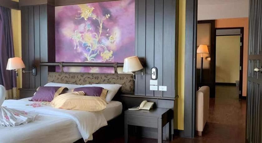 Sarita Chalet & Spa Hotel - Sha Extra Plus Jomtien Beach Eksteriør billede